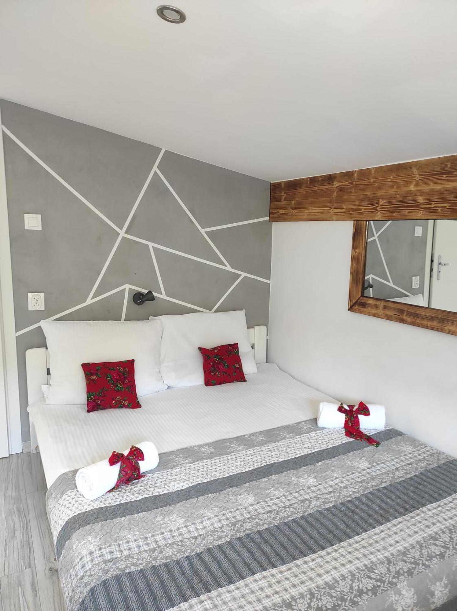 Beskidzka Guest House Щирк Екстер'єр фото
