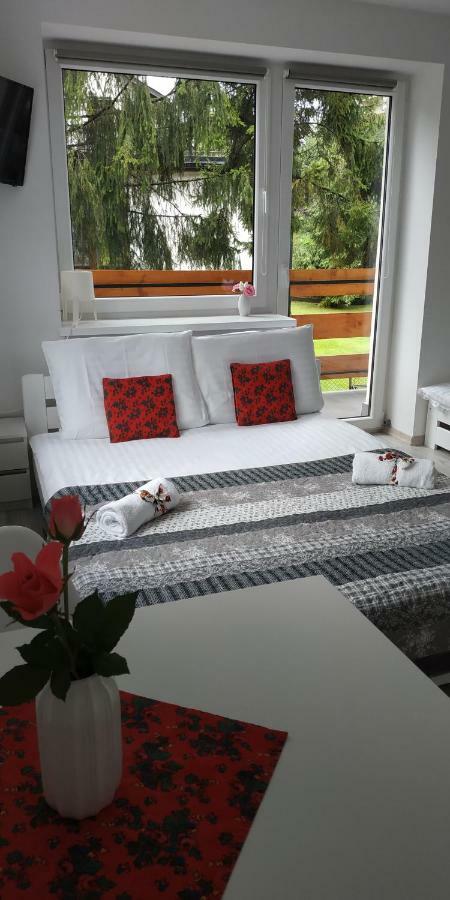 Beskidzka Guest House Щирк Екстер'єр фото